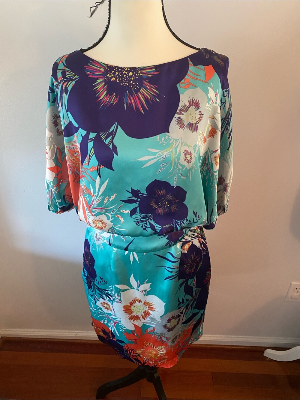 Bisou Bisou otiental inspired dress size 6